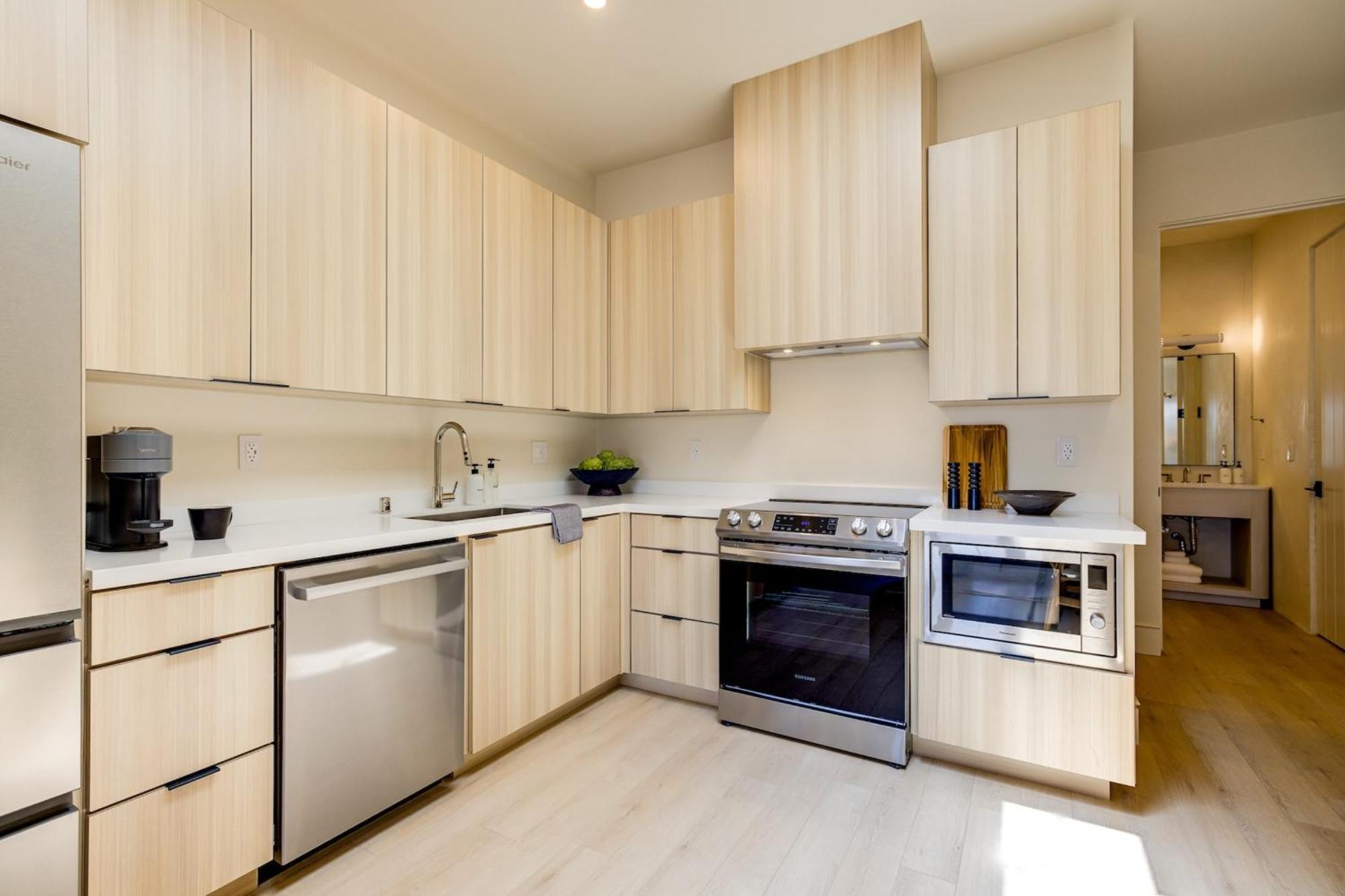 Casa De La Vina - Boutique Apartments In Downtown Santa Barbara Eksteriør bilde